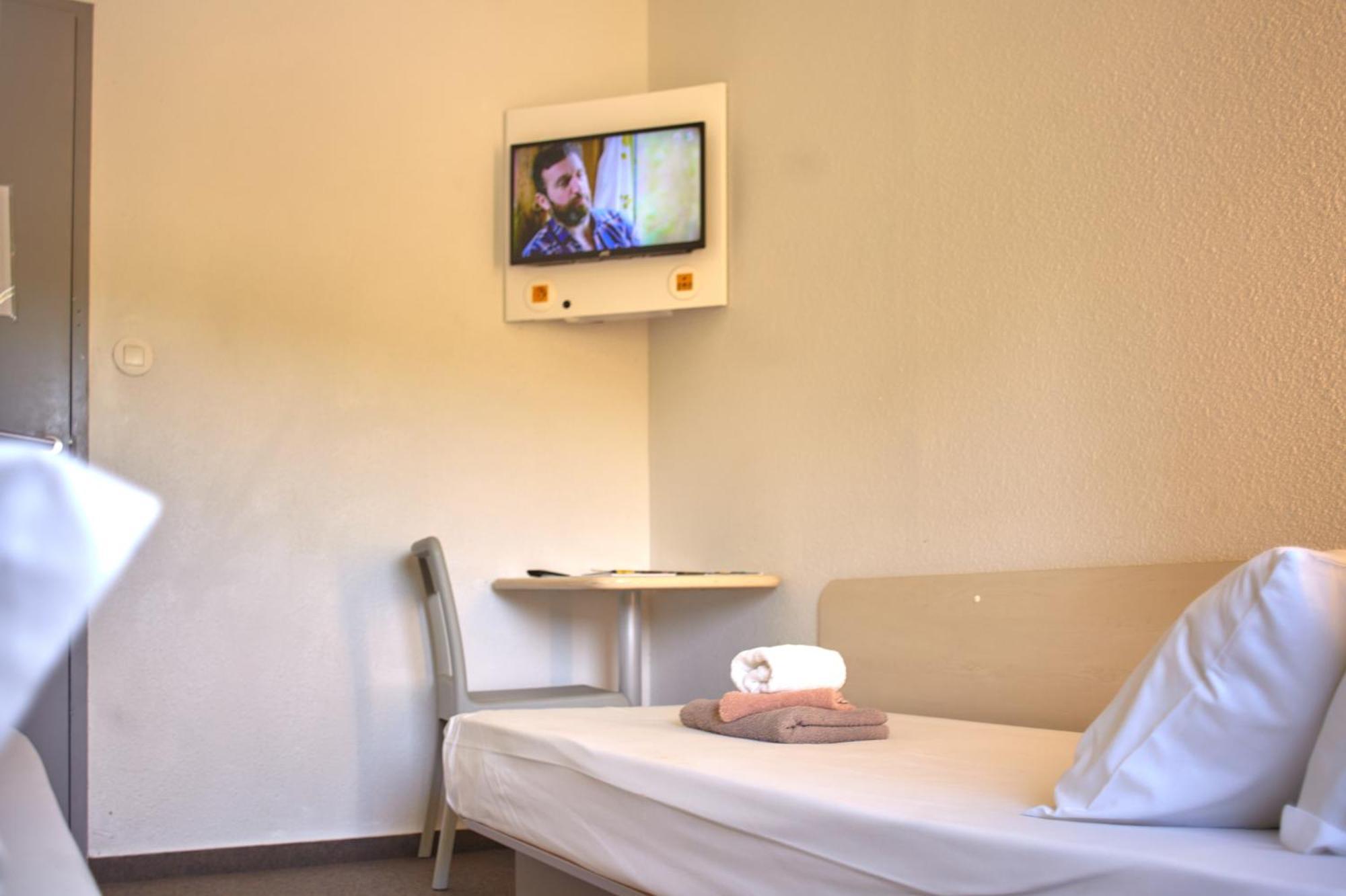 Hotel La Voile Bleue La Richardais Room photo
